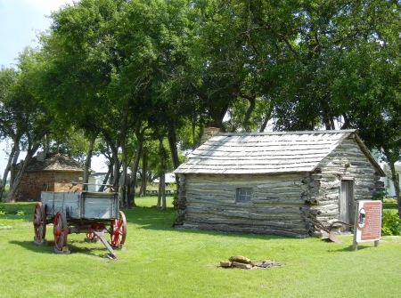 Replica cabin at the site of the Ingalls home. Little House on the Prairie Museum, KS. (Photo by Barbara Ernst)